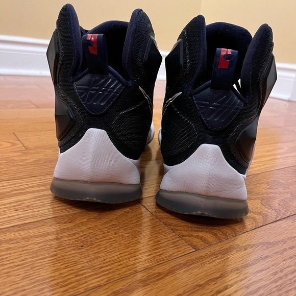 Nike Lebron 13 - Midnight Navy / University Red - White size US 8.5 - Picture 6 of 9